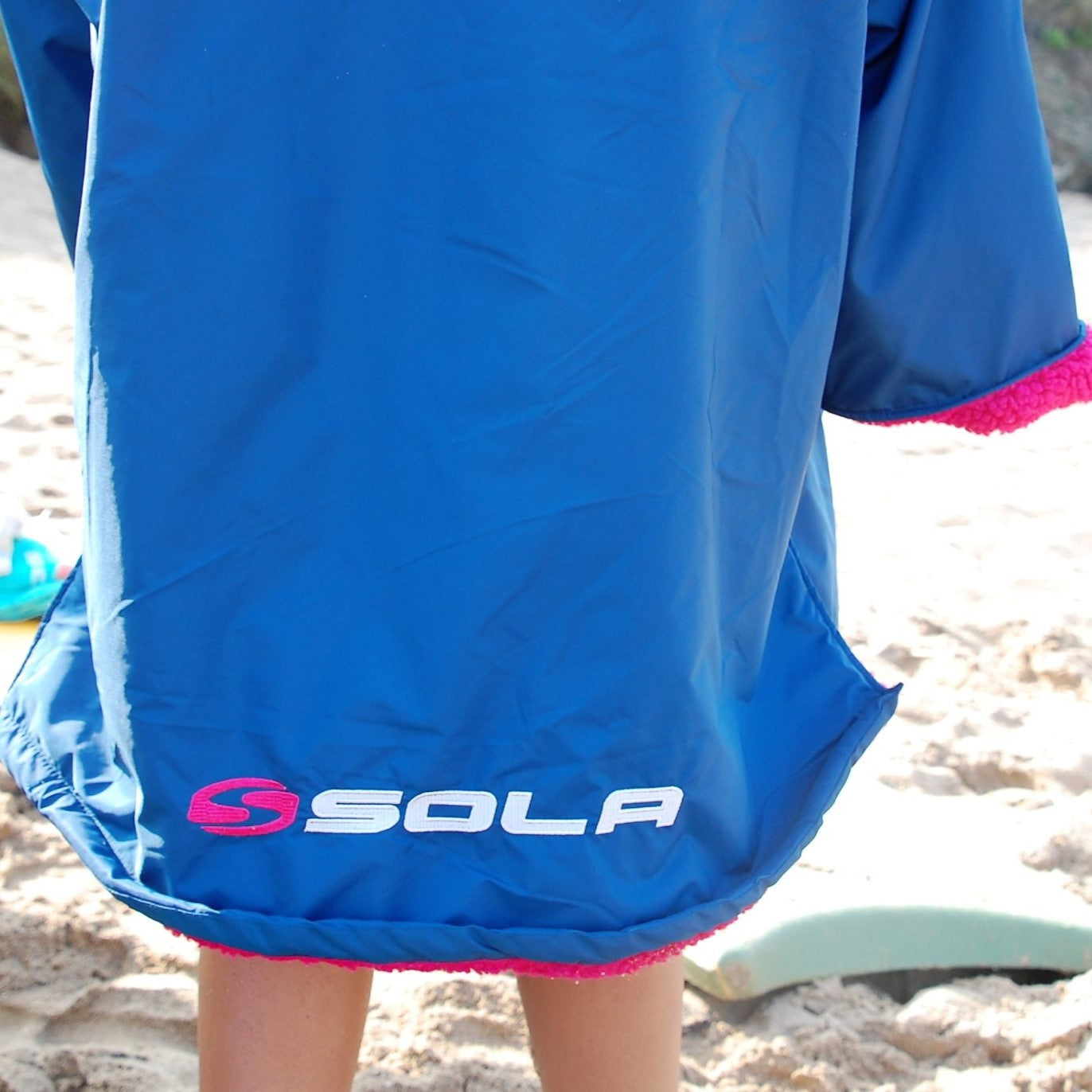 Sola Adult Waterproof Changing Coat - Navy/Pink