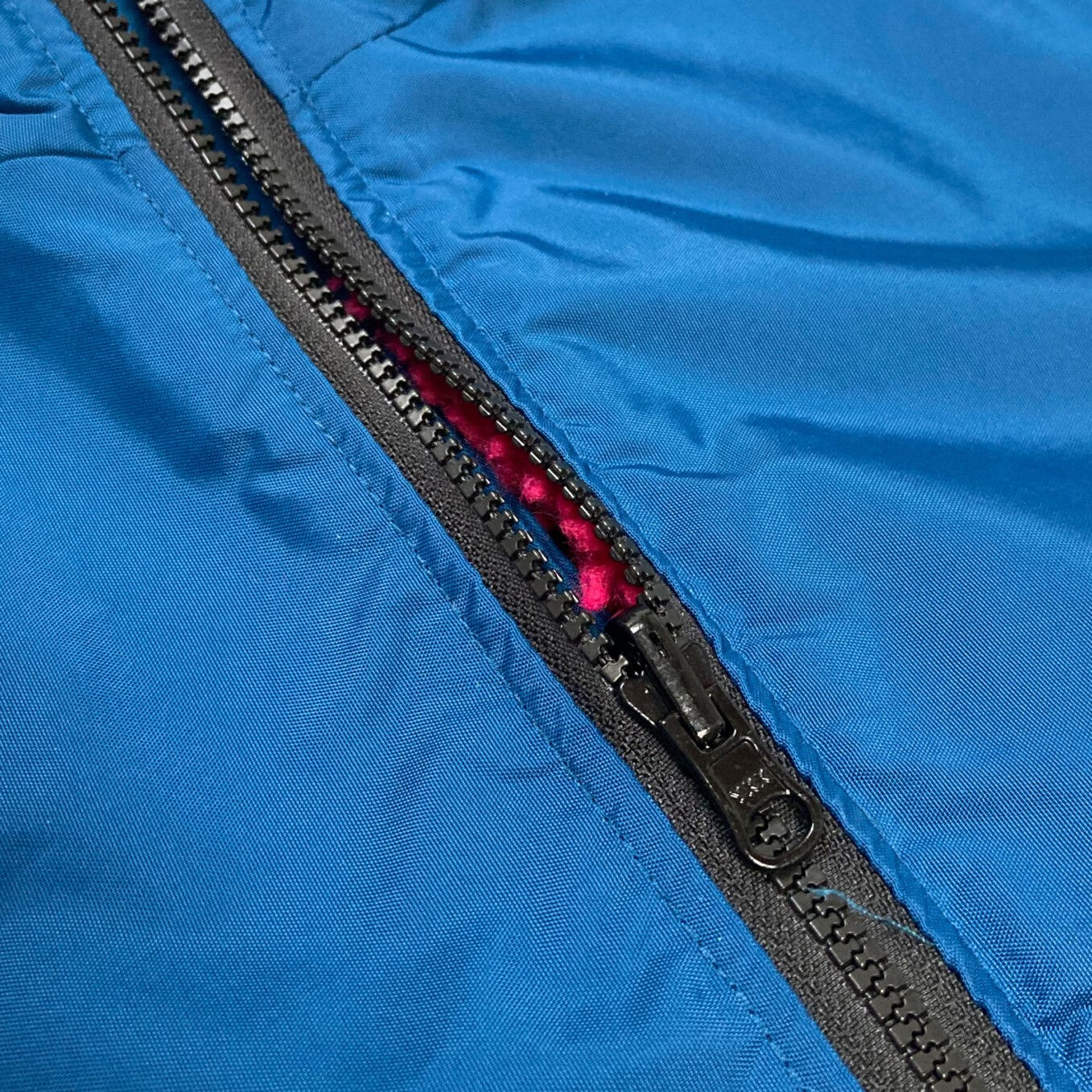 Sola Adult Waterproof Changing Coat - Navy/Pink