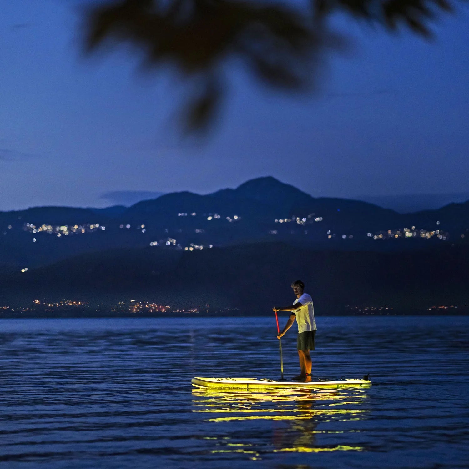 Ray 11'0" TPU Inflatable Paddleboard with Advanced Illumination System
